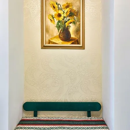 Pikachu's Gallery - Historical Old Town Apartment